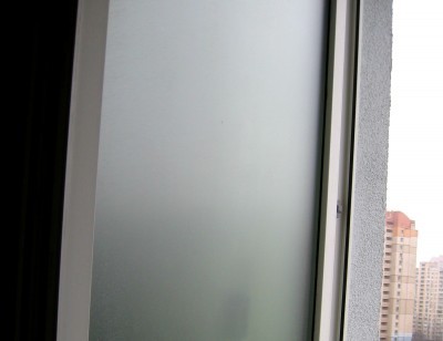 Прозрачная защитная плёнка: новейший материал для защиты поверхностей