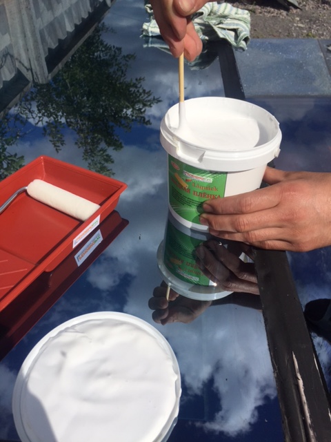 Защитная плёнка на стекло &ndash; делаем ремонт с умом!