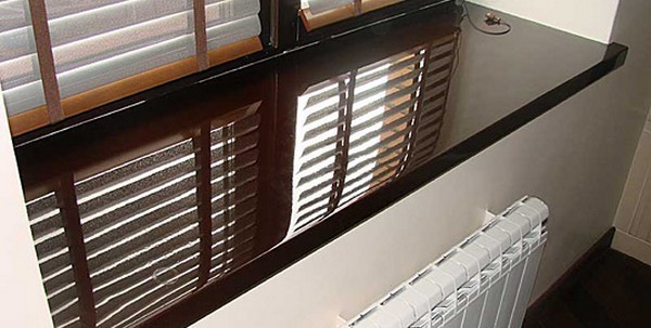 Подойдет ли жидкая пленка для подоконников и других поверхностей?